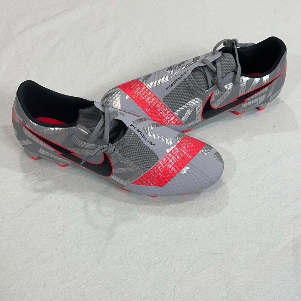 Phantom Vnm Soccer Cleats